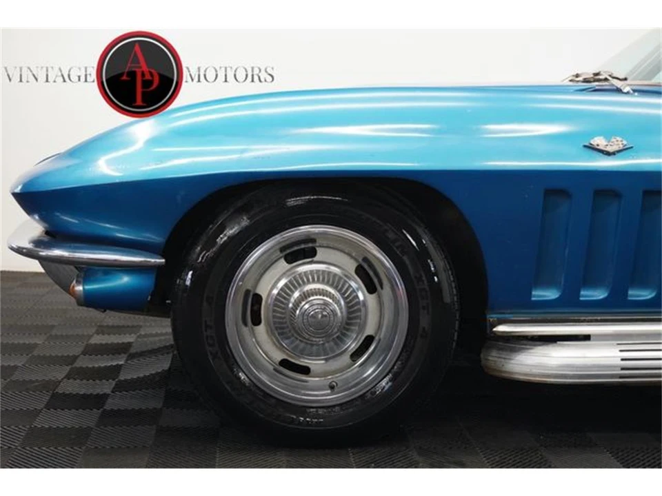 1965 Chevrolet Corvette C2 - Image 12 of 31