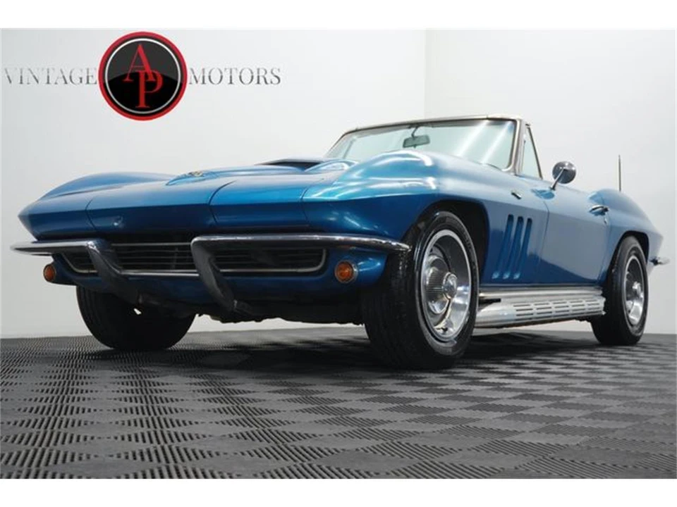 1965 Chevrolet Corvette C2 - Image 8 of 31