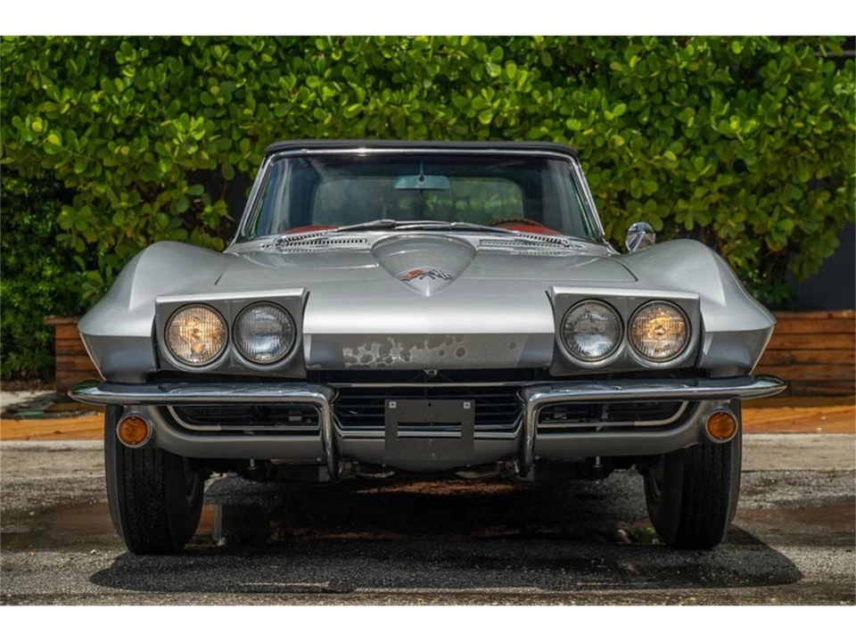 1965 Chevrolet Corvette C2 - Image 5 of 31
