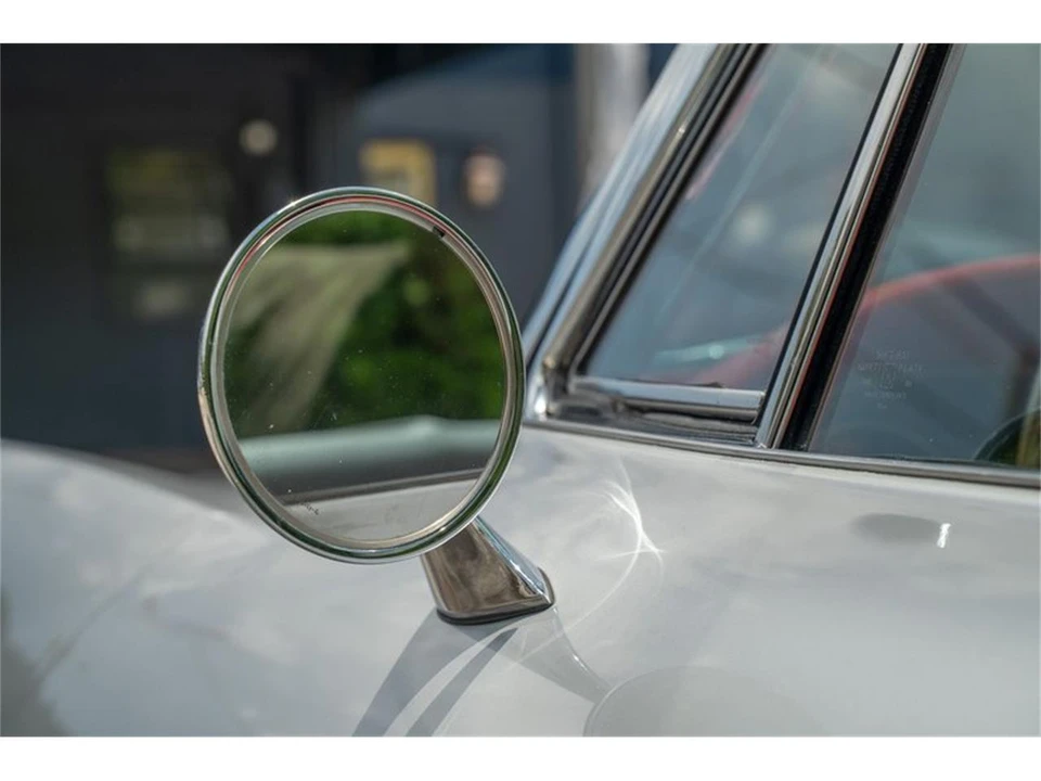 1965 Chevrolet Corvette C2 - Image 25 of 31
