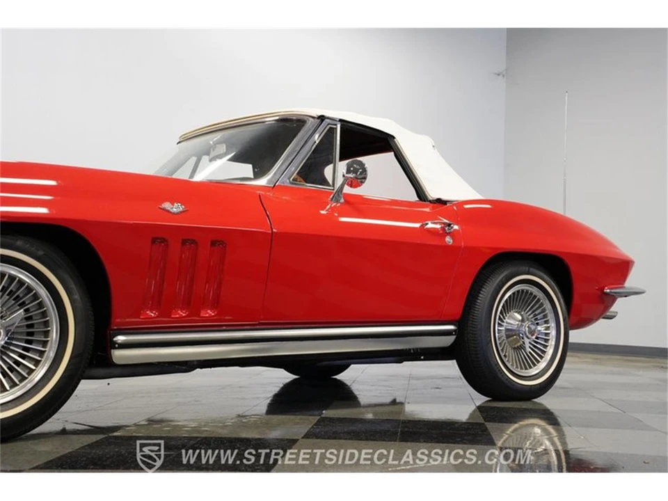 1965 Chevrolet Corvette C2 - Image 21 of 31