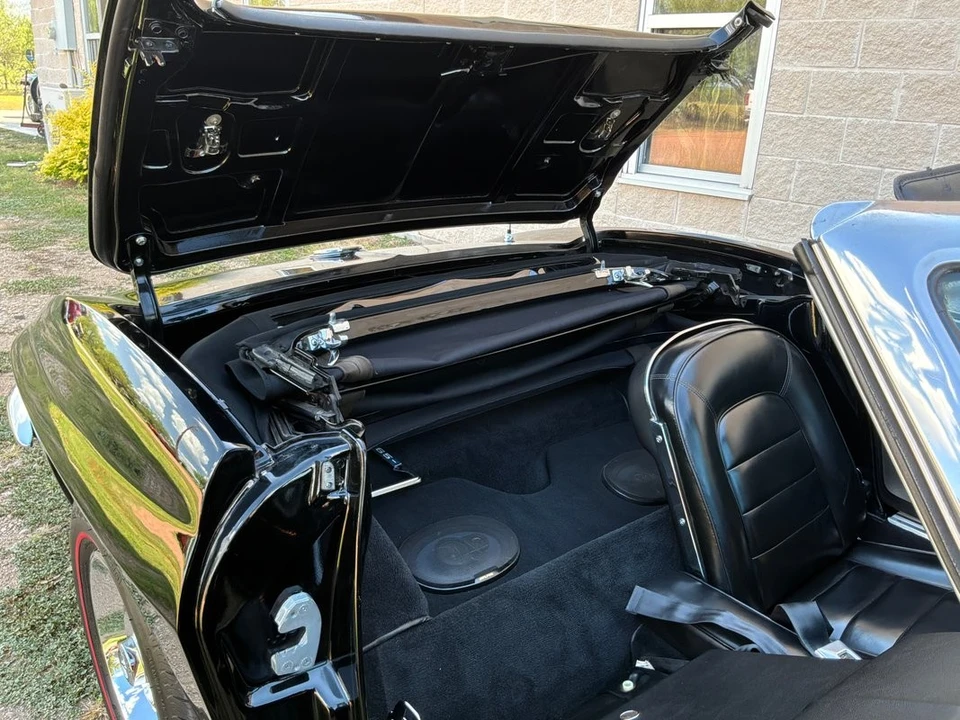 1965 Chevrolet Corvette C2 - Image 29 of 31