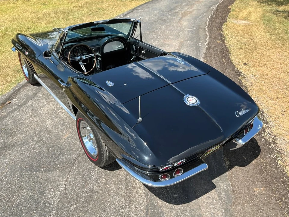 1965 Chevrolet Corvette C2 - Image 3 of 31