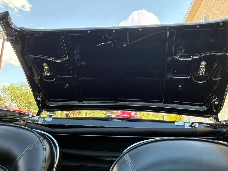 1965 Chevrolet Corvette C2 - Image 30 of 31