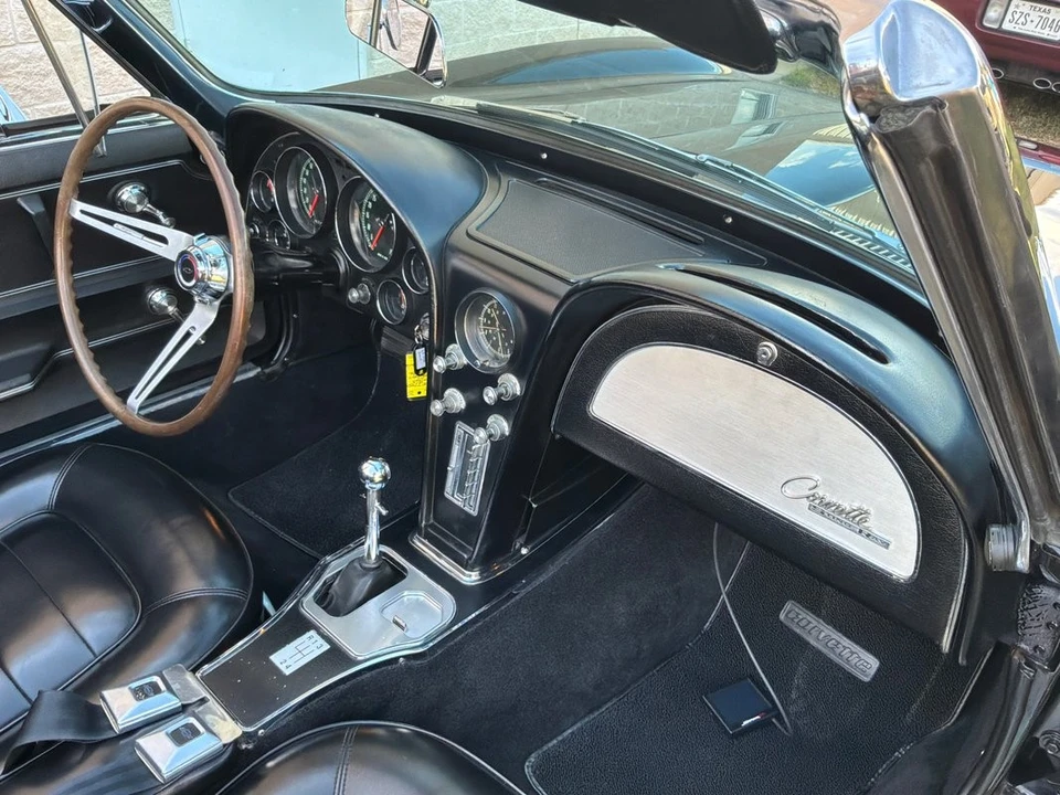 1965 Chevrolet Corvette C2 - Image 25 of 31