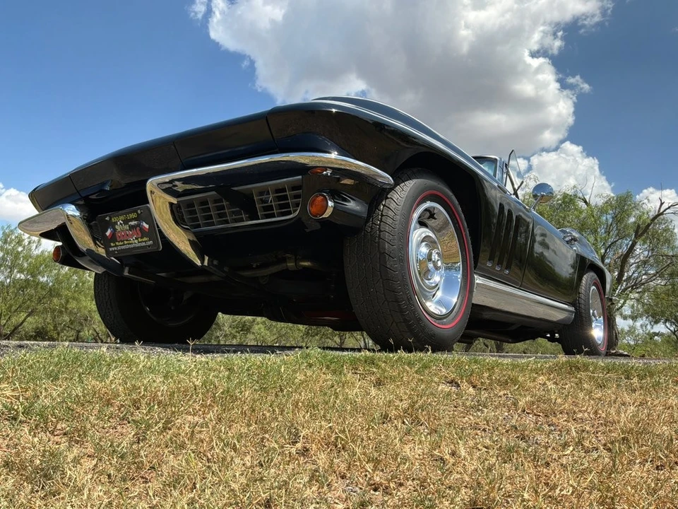 1965 Chevrolet Corvette C2 - Image 14 of 31