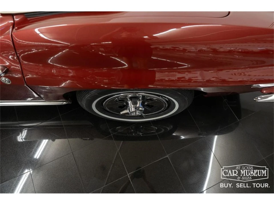 1965 Chevrolet Corvette C2 - Image 23 of 31