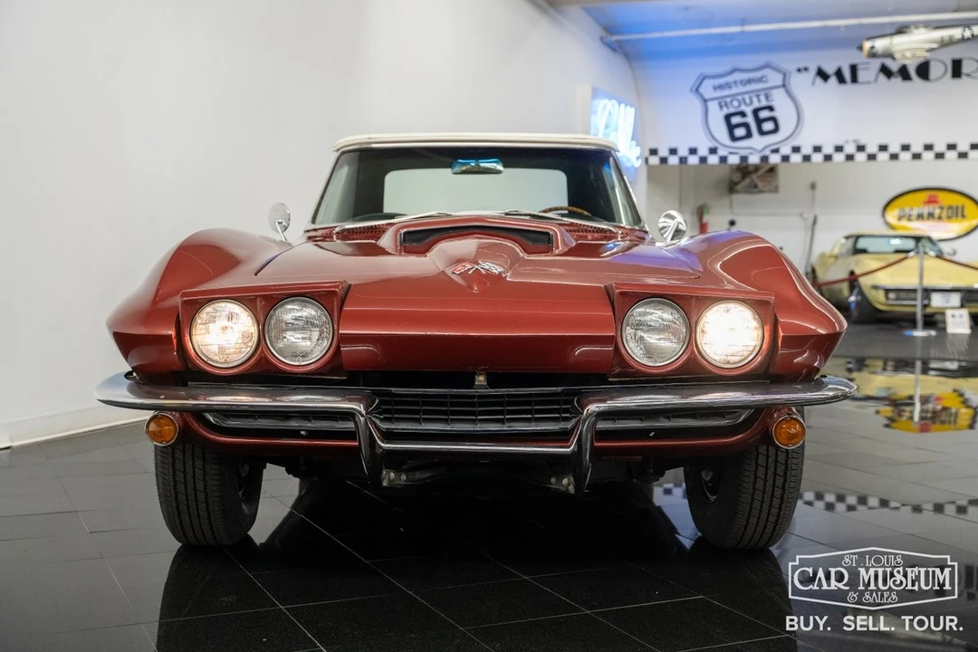 1965 Chevrolet Corvette C2 - Image 6 of 31