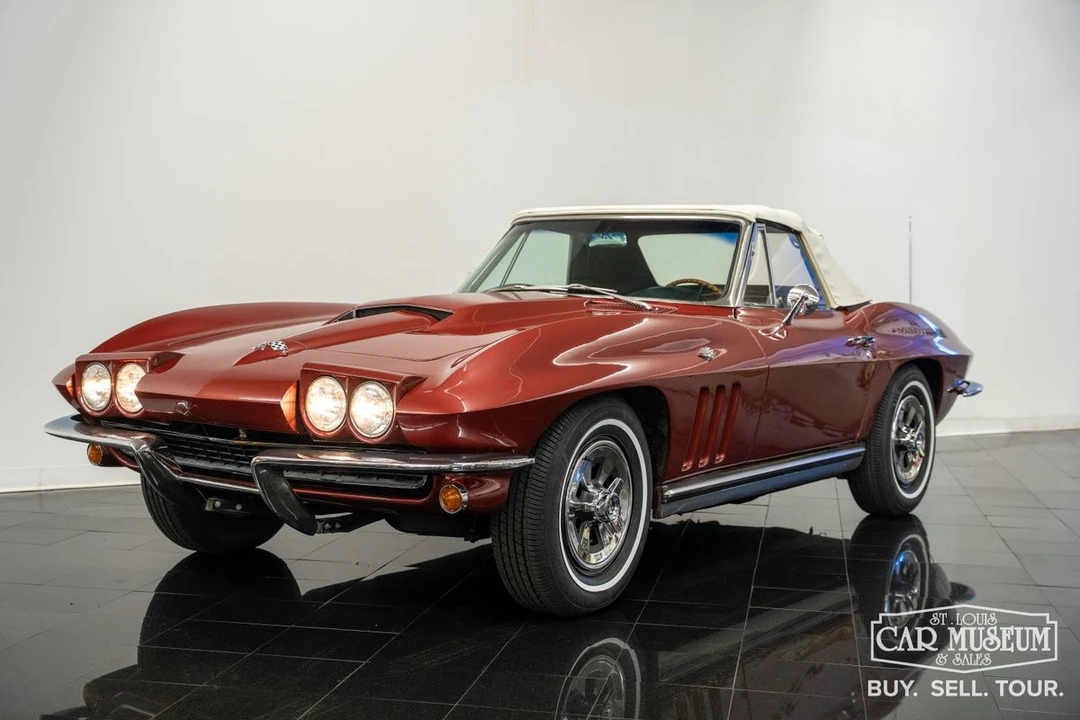 1965 Chevrolet Corvette C2 - Image 8 of 31