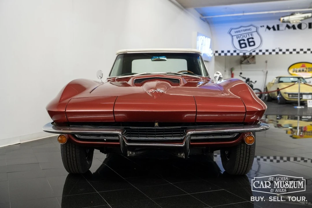 1965 Chevrolet Corvette C2 - Image 10 of 31