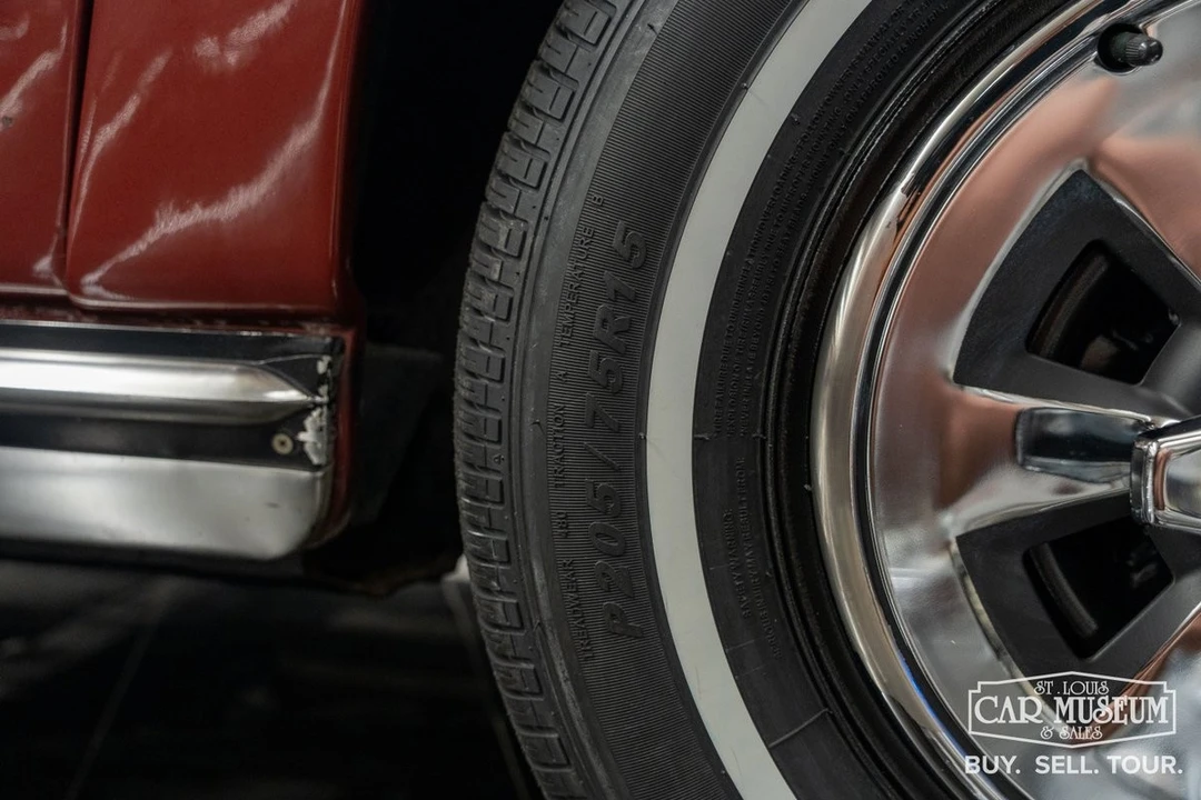 1965 Chevrolet Corvette C2 - Image 26 of 31