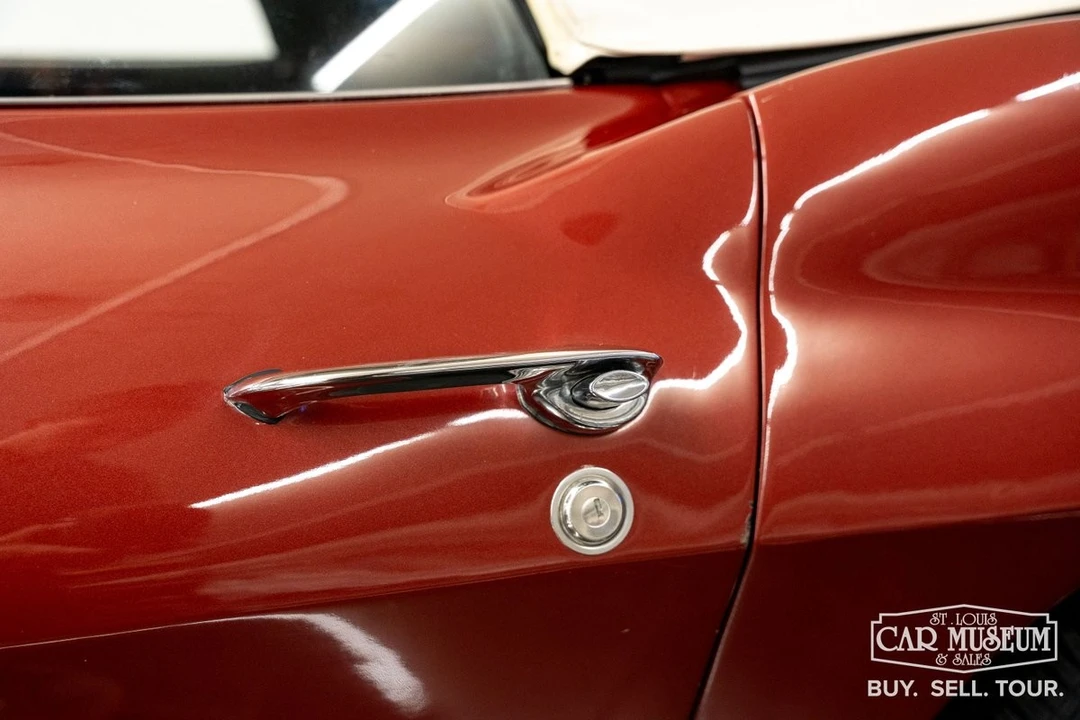 1965 Chevrolet Corvette C2 - Image 22 of 31