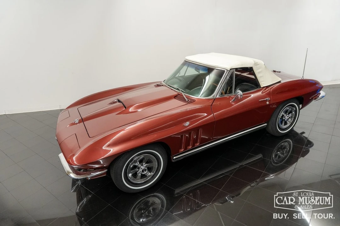 1965 Chevrolet Corvette C2 - Image 11 of 31