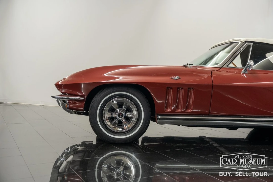 1965 Chevrolet Corvette C2 - Image 12 of 31