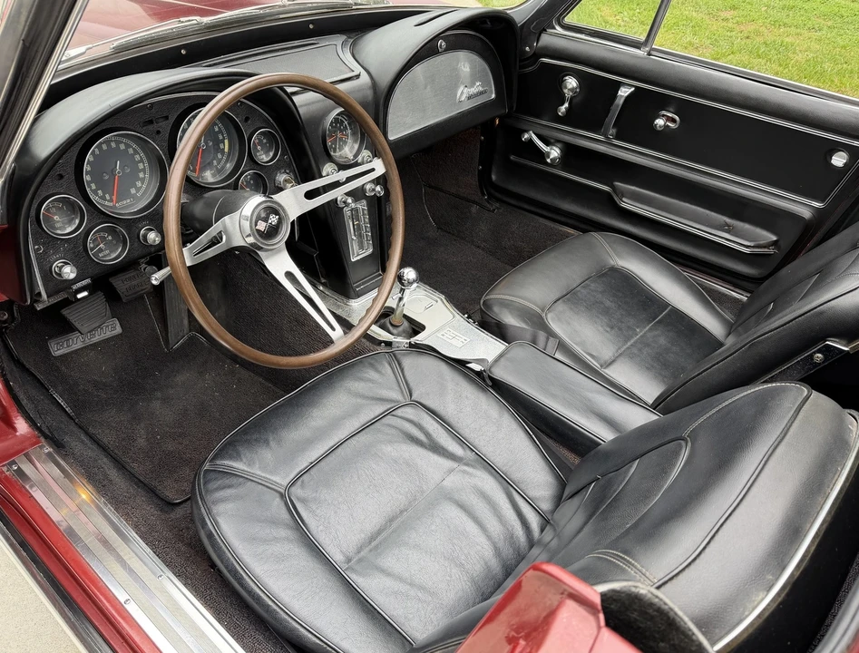 1965 Chevrolet Corvette C2 - Image 4 of 21