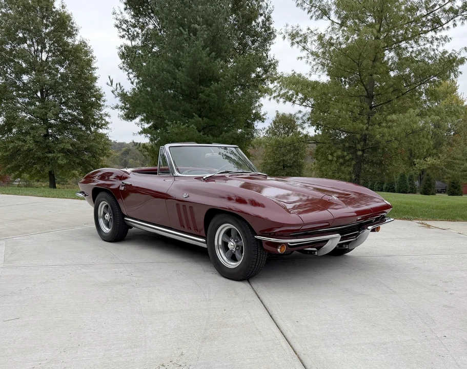 1965 Chevrolet Corvette C2 - Image 15 of 21