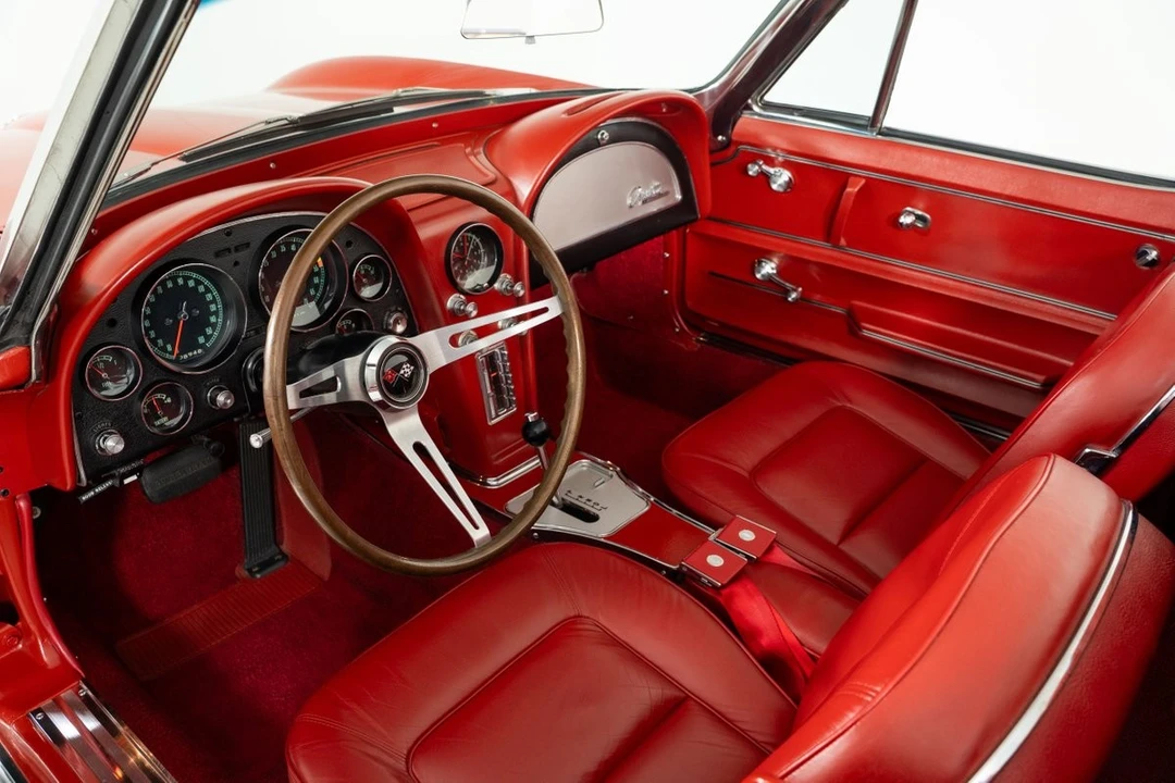 1965 Chevrolet Corvette C2 - Image 2 of 12