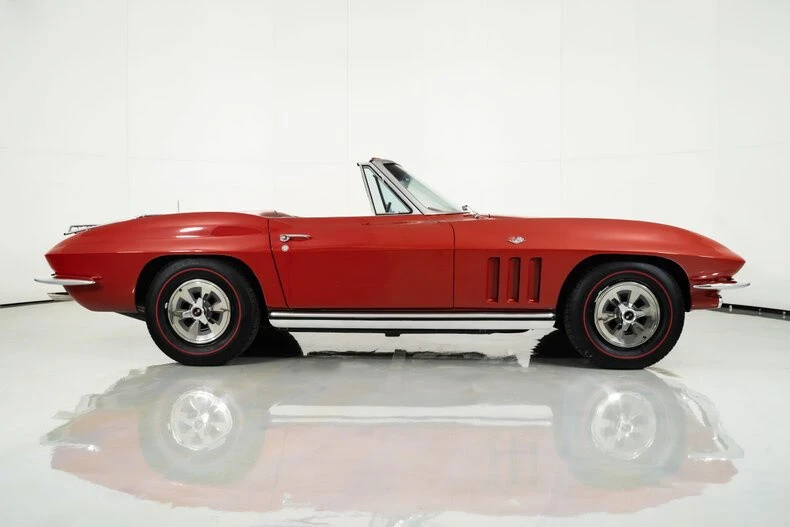 1965 Chevrolet Corvette C2 - Image 11 of 21