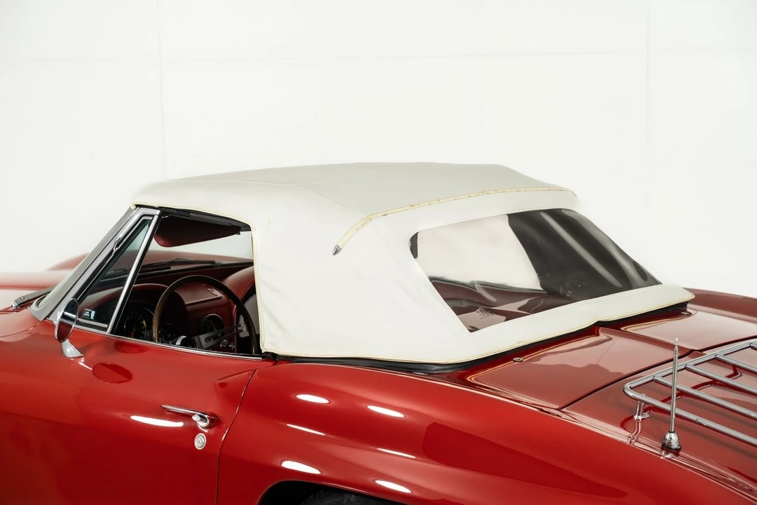 1965 Chevrolet Corvette C2 - Image 8 of 12