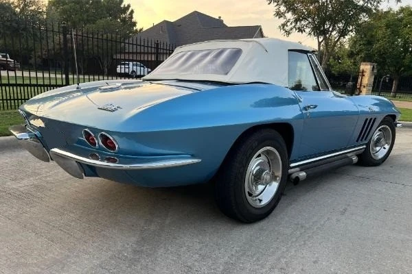 1965 Chevrolet Corvette C2 - Image 6 of 21