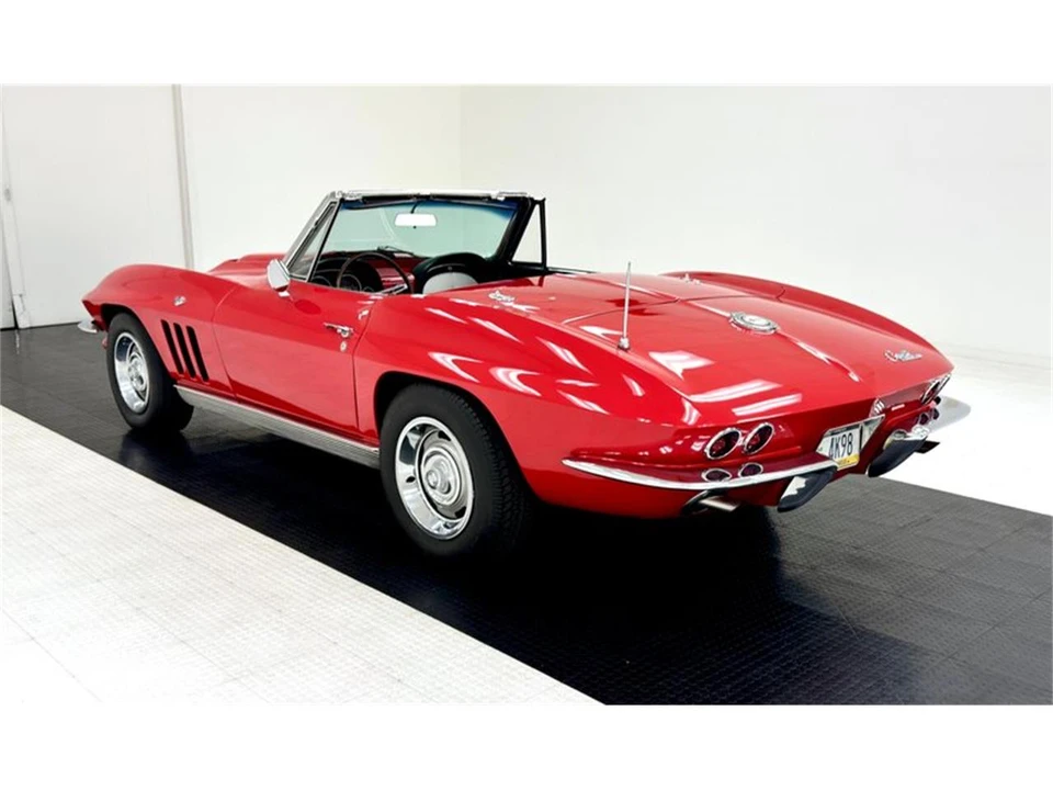 1965 Chevrolet Corvette C2 - Image 6 of 31