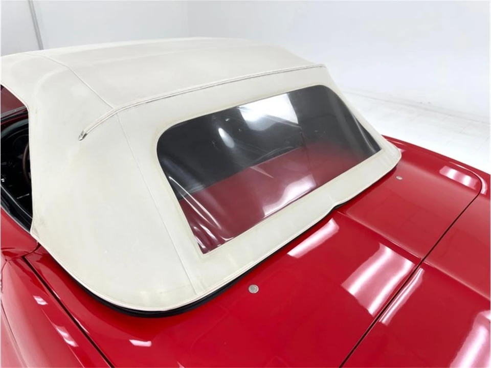 1965 Chevrolet Corvette C2 - Image 20 of 31