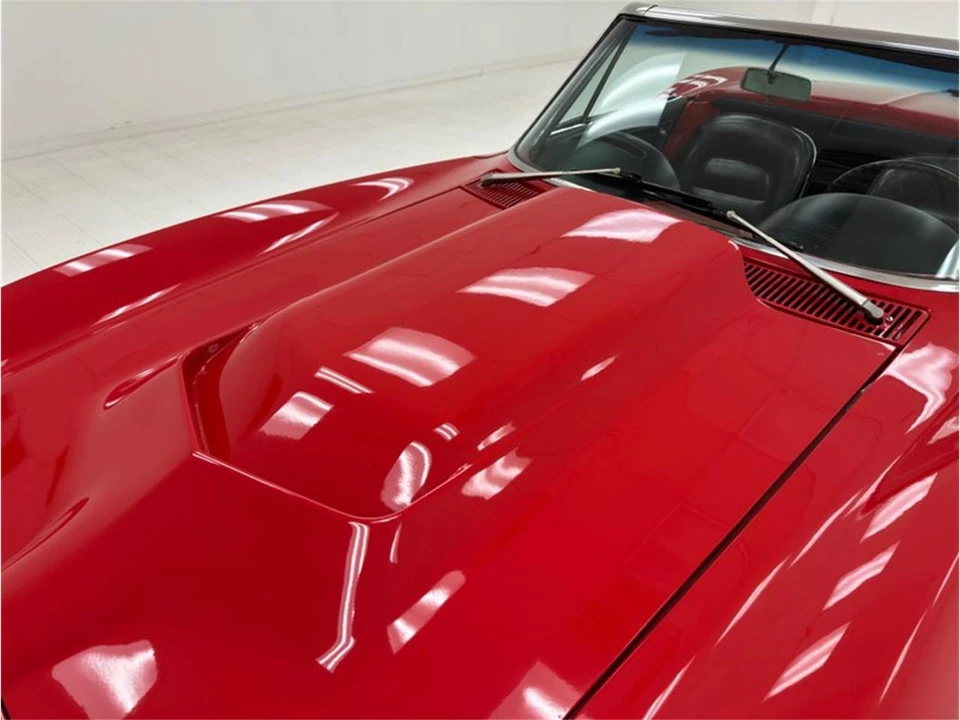 1965 Chevrolet Corvette C2 - Image 15 of 31