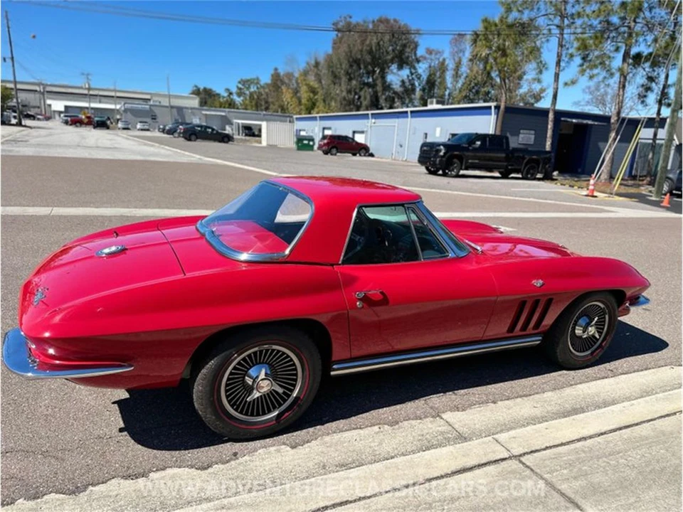 1965 Chevrolet Corvette C2 - Image 11 of 31