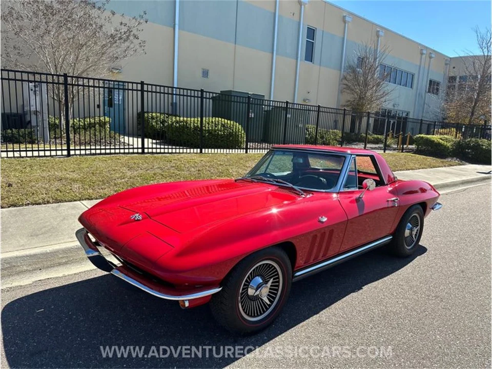 1965 Chevrolet Corvette C2 - Image 19 of 31