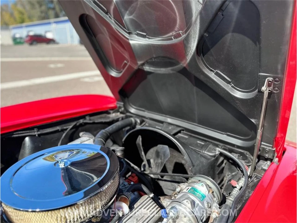 1965 Chevrolet Corvette C2 - Image 28 of 31