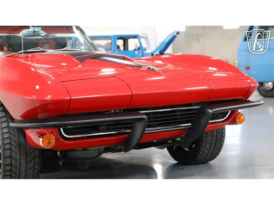 1965 Chevrolet Corvette C2 - Image 7 of 31