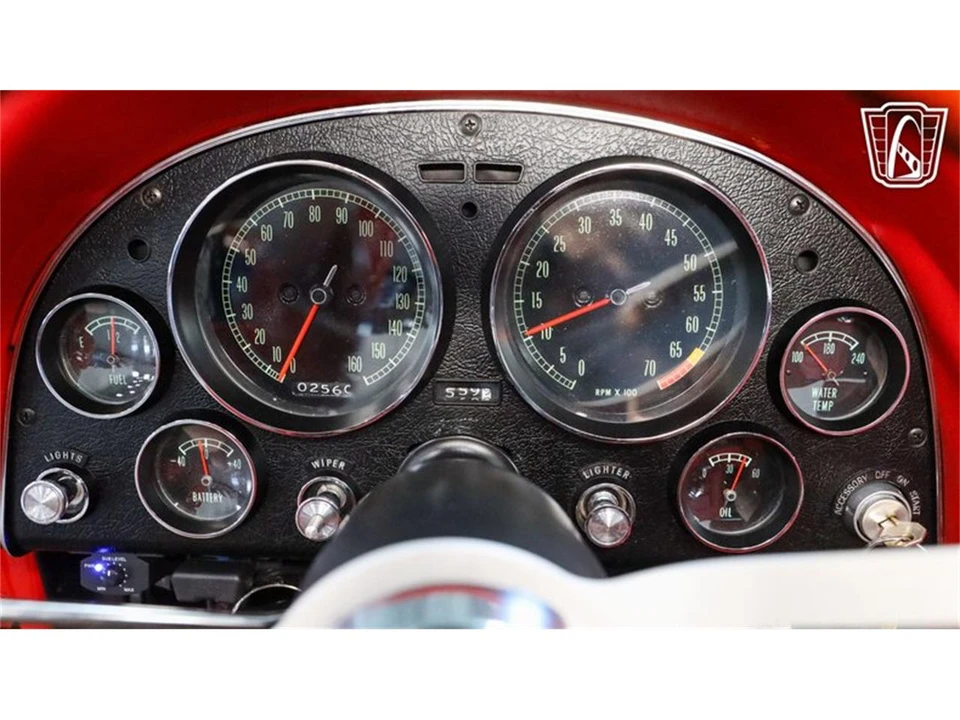 1965 Chevrolet Corvette C2 - Image 18 of 31