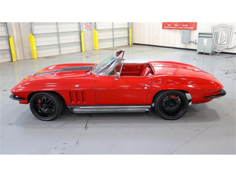1965 Chevrolet Corvette C2 - Image 28 of 31