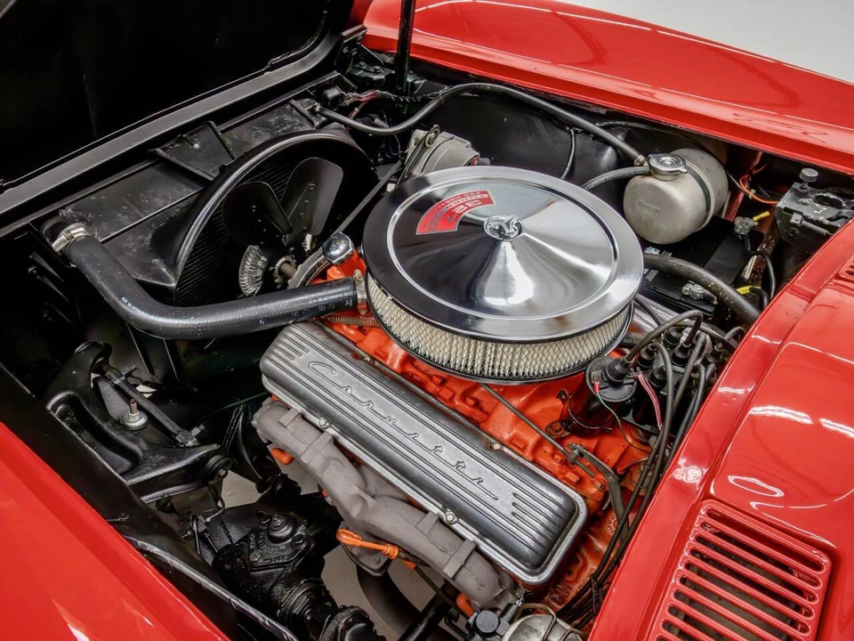 1965 Chevrolet Corvette C2 - Image 15 of 31