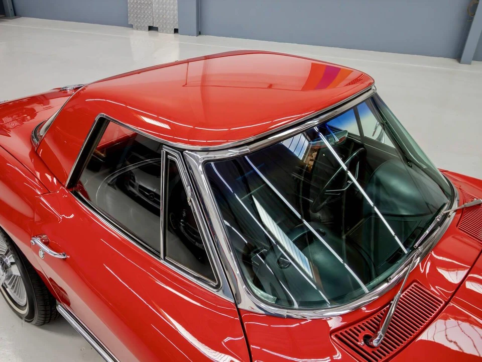 1965 Chevrolet Corvette C2 - Image 30 of 31