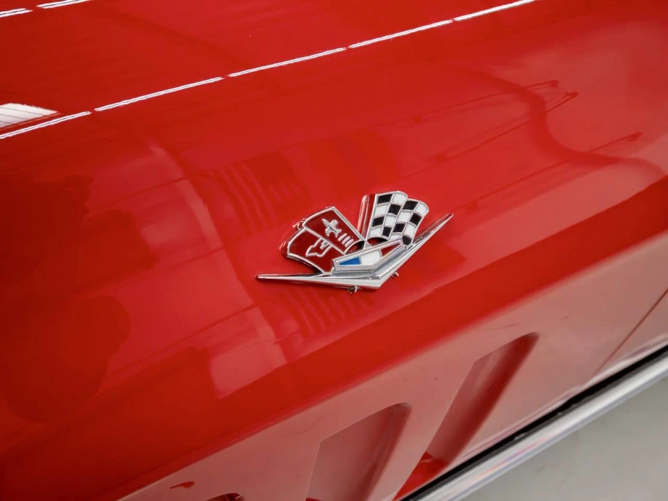 1965 Chevrolet Corvette C2 - Image 23 of 31