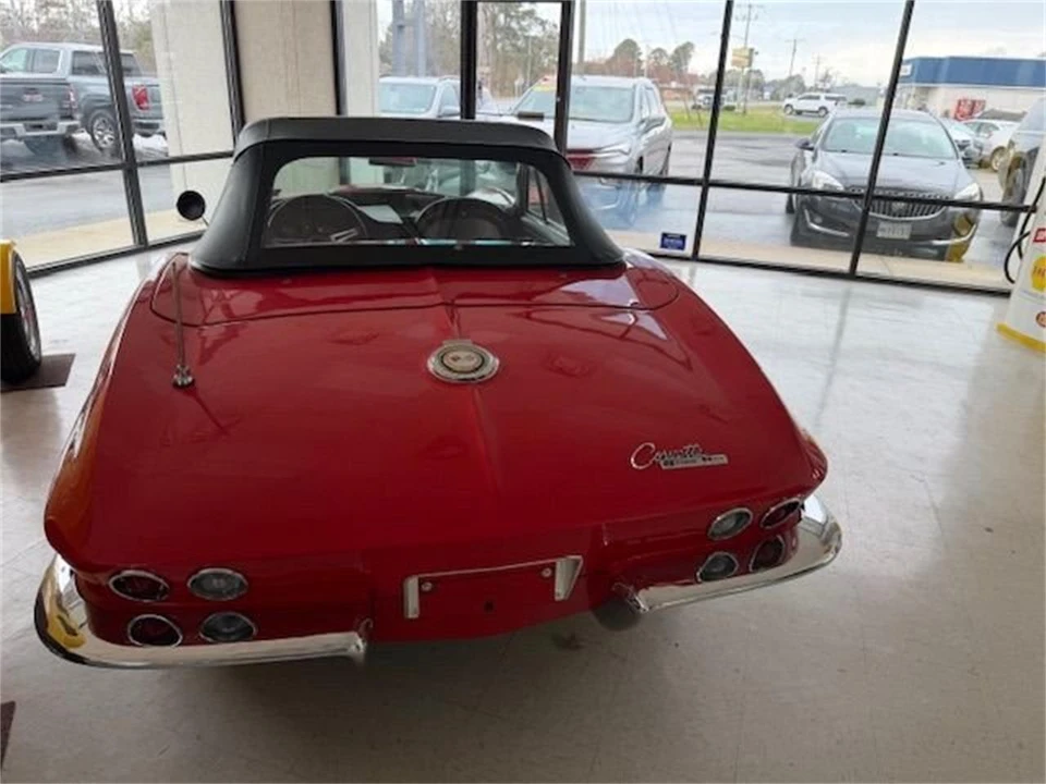 1965 Chevrolet Corvette C2 - Image 2 of 7