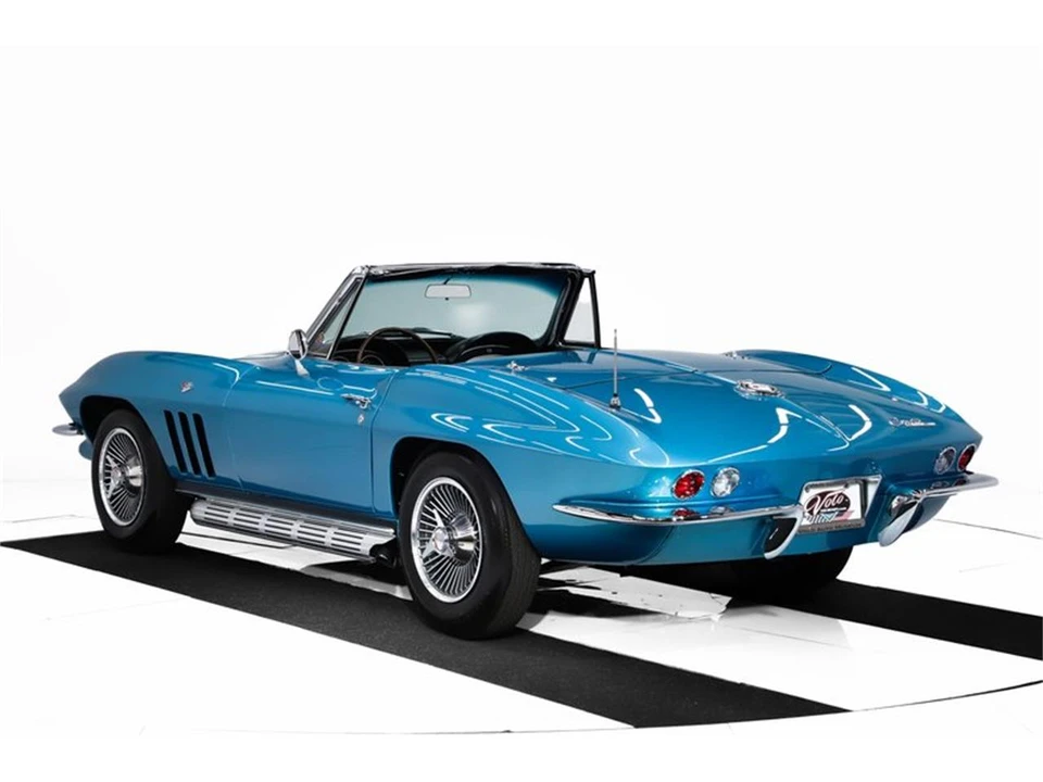 1965 Chevrolet Corvette C2 - Image 6 of 31