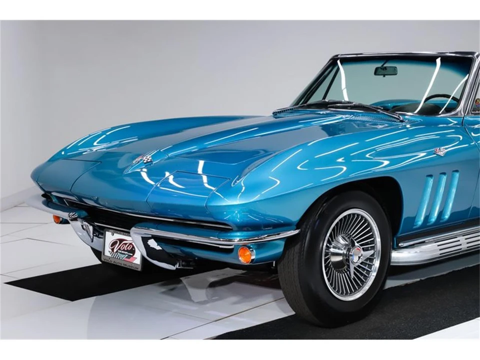 1965 Chevrolet Corvette C2 - Image 11 of 31