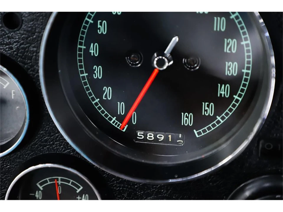 1965 Chevrolet Corvette C2 - Image 3 of 31