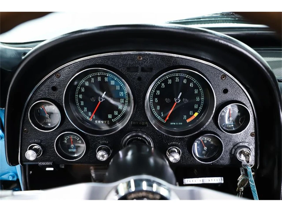 1965 Chevrolet Corvette C2 - Image 19 of 31