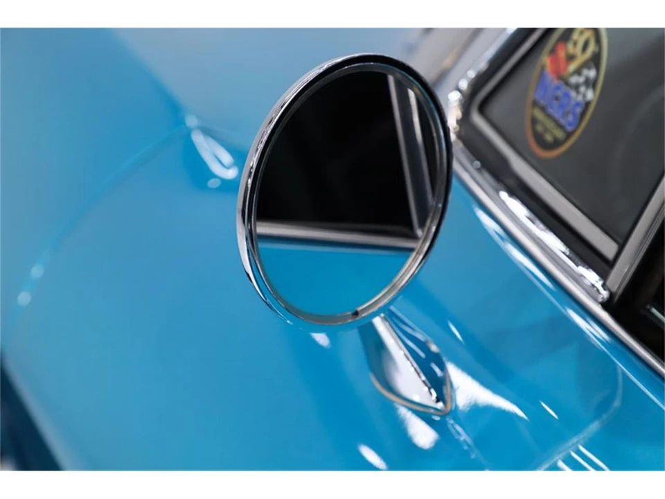 1965 Chevrolet Corvette C2 - Image 10 of 31