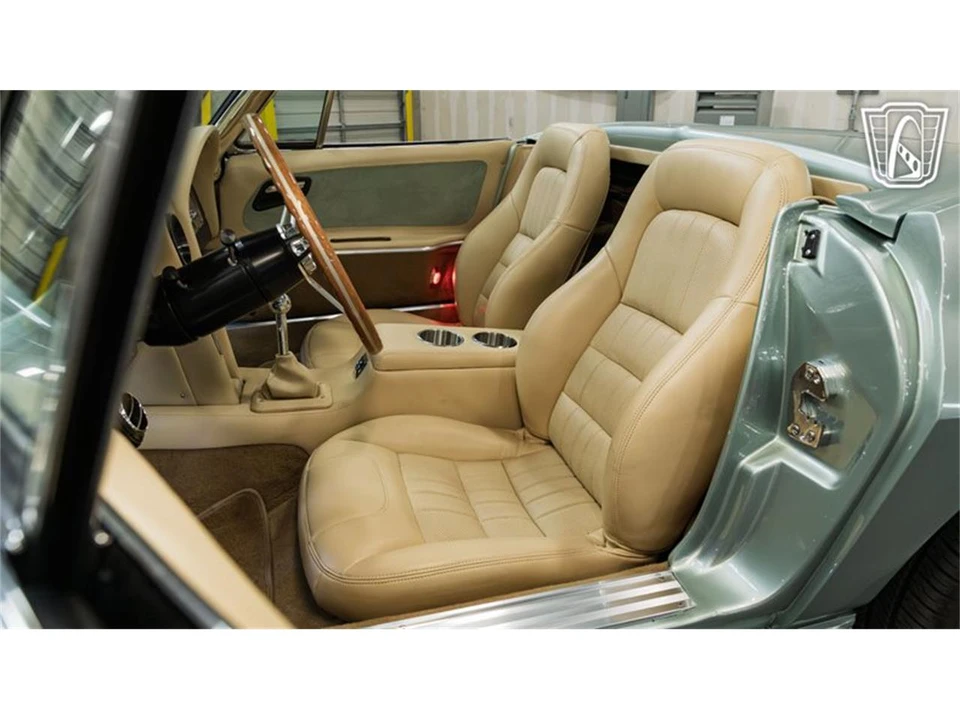 1965 Chevrolet Corvette C2 - Image 11 of 31