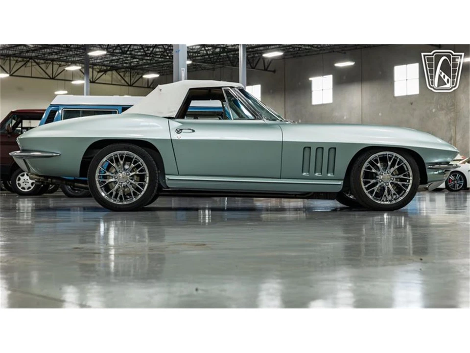 1965 Chevrolet Corvette C2 - Image 6 of 31