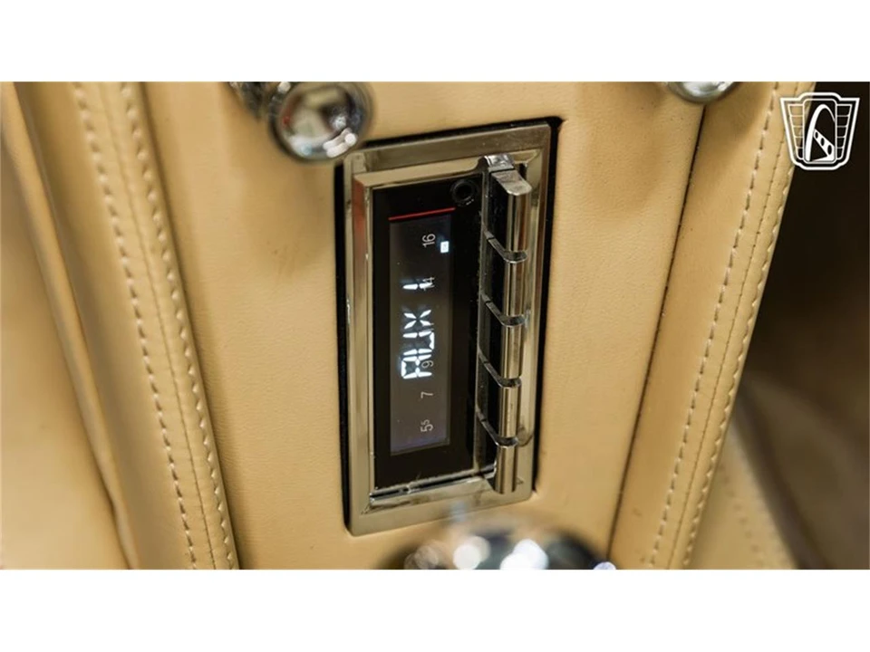 1965 Chevrolet Corvette C2 - Image 17 of 31
