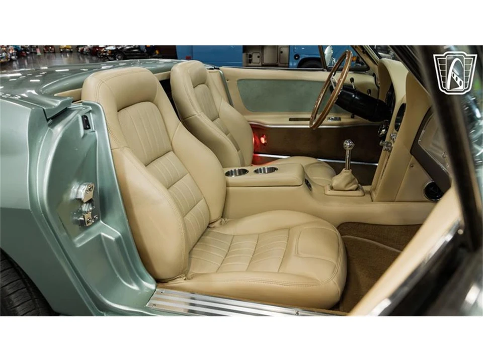 1965 Chevrolet Corvette C2 - Image 18 of 31