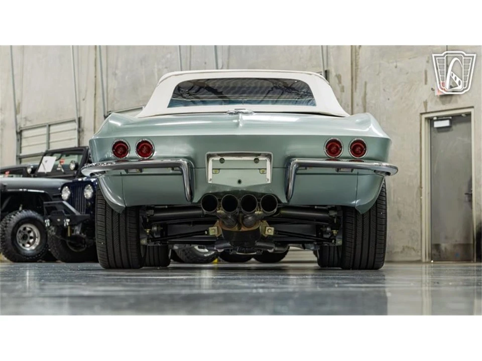 1965 Chevrolet Corvette C2 - Image 28 of 31