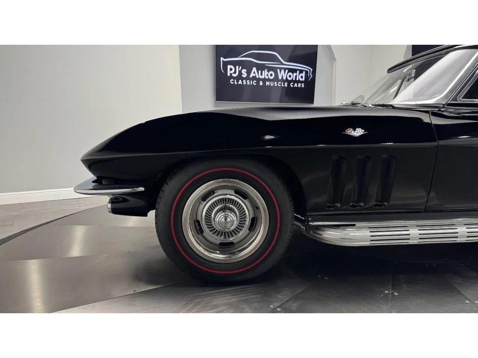 1965 Chevrolet Corvette C2 - Image 11 of 31