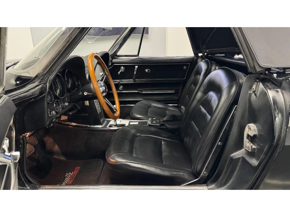1965 Chevrolet Corvette C2 - Image 30 of 31