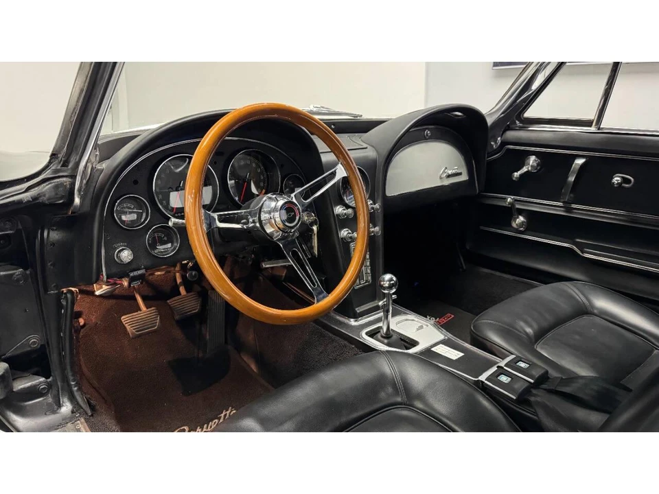 1965 Chevrolet Corvette C2 - Image 31 of 31